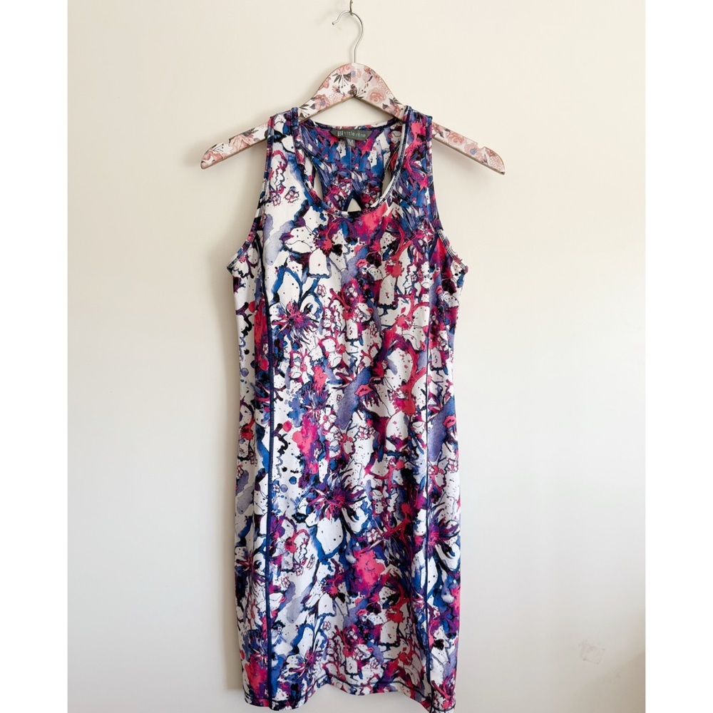 TITLE NINE M Splatter Floral Print CutOut Back Athletic Dress Purple Pink Medium